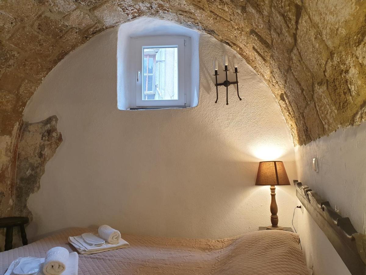 Ferienwohnung Chris Αpartments Old Town Rhodes City Exterior foto