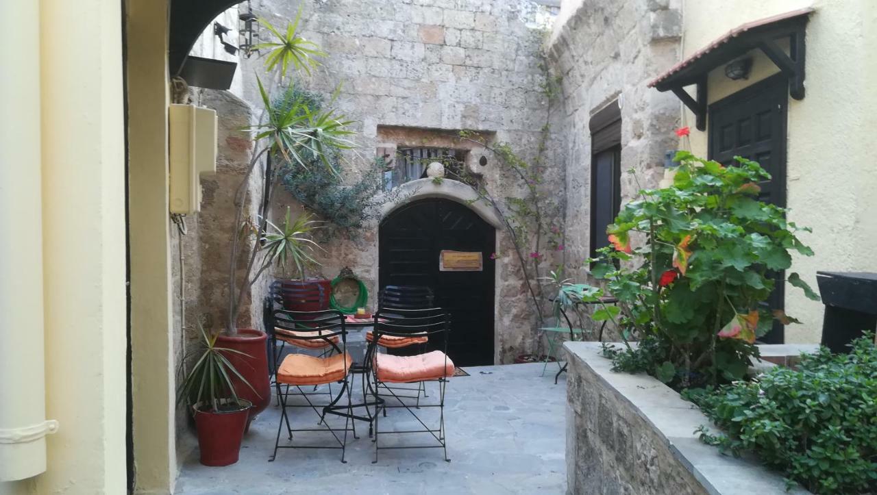 Ferienwohnung Chris Αpartments Old Town Rhodes City Exterior foto